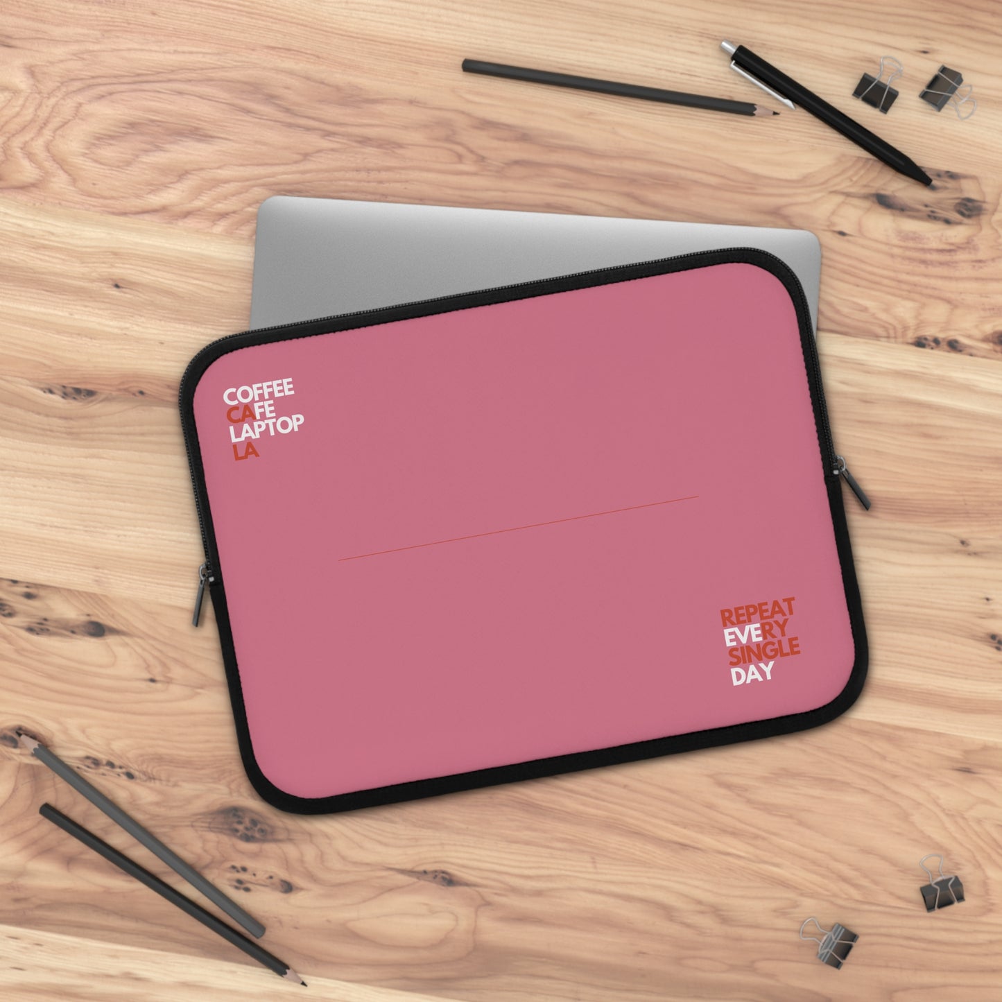 LA Writers Laptop Sleeve.Pink